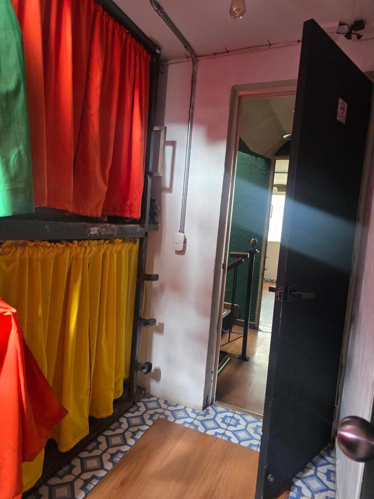 Portelli Zona G- Extranjeros Auberge de jeunesse *