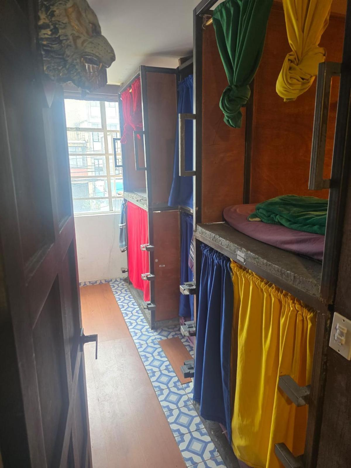 Portelli Zona G- Extranjeros Auberge de jeunesse Bogotá